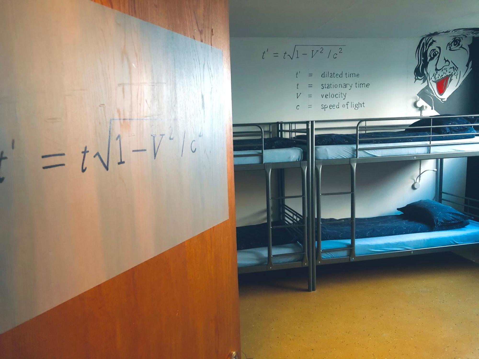 The Freezer Hostel & Culture Center Hellissandur Room photo
