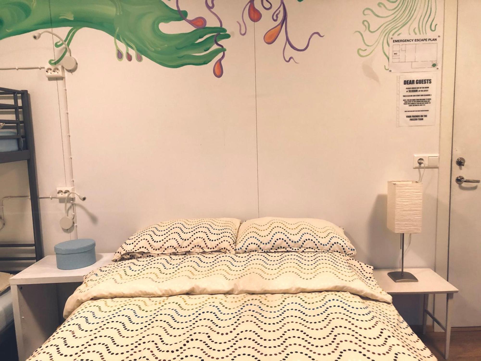 The Freezer Hostel & Culture Center Hellissandur Room photo